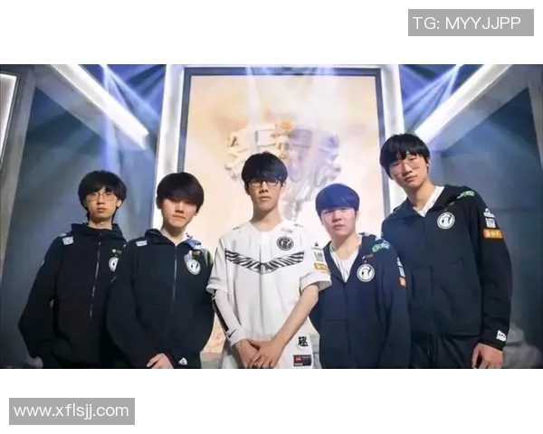 IG战队转型之路揭秘：从巅峰到重生的奋斗历程与未来展望